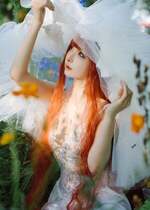 蠢沫沫 – 花丛婚纱