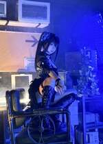 蠢沫沫 – 黑岩射手