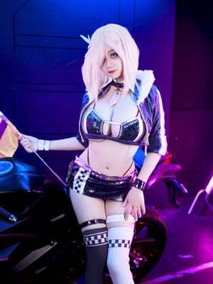 阿雪雪 - 玛修赛车