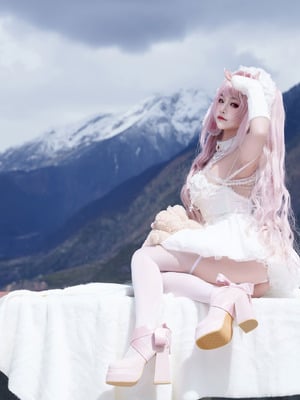 慢炖仓鼠球 - 胜利女神：妮姬 爱丽丝 童话幻梦