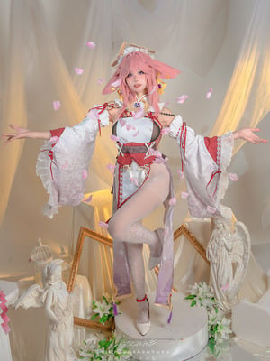 咬一口兔娘ovo (黏黏团子兔)『春江水暖_神子贺岁』